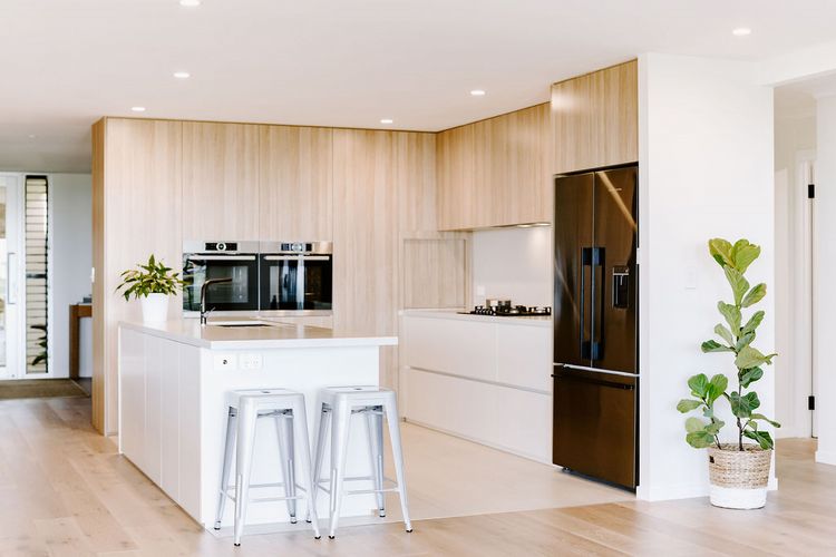 Florence – Castaways Beach