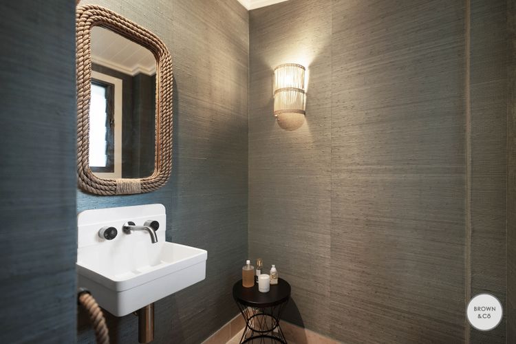 Eliza – Noosa Heads