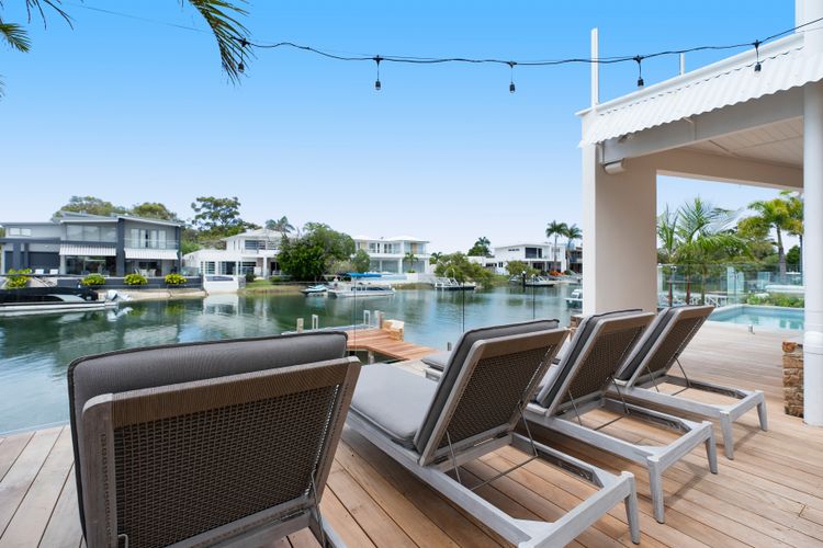 Lucy – Noosa – Noosaville