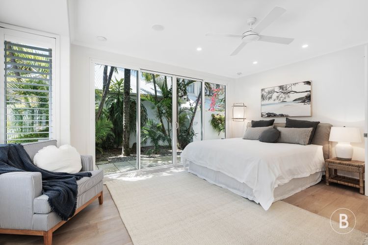 Lucy – Noosa – Noosaville