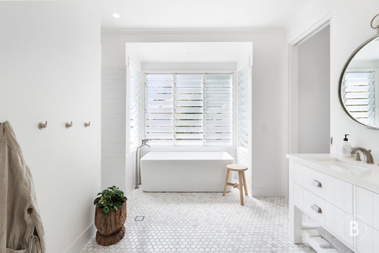 Lucy – Noosa – Noosaville