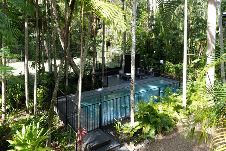 Luna – Little Cove