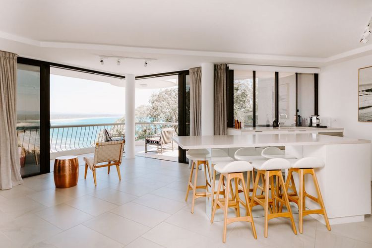 Mavis – Little Cove