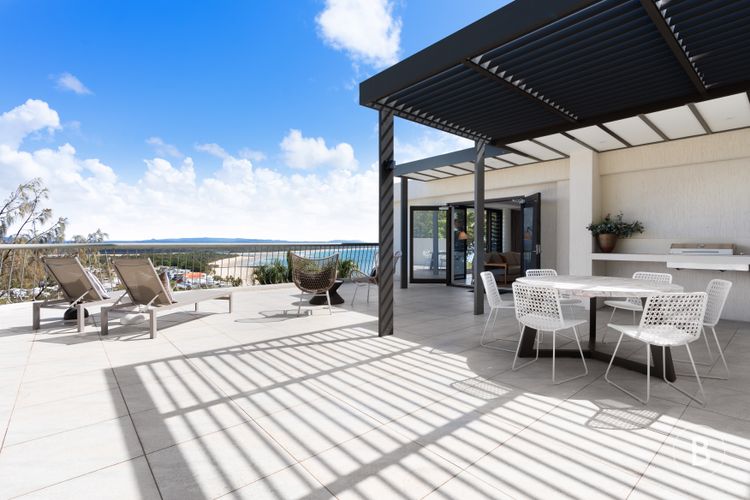 Mavis – Little Cove