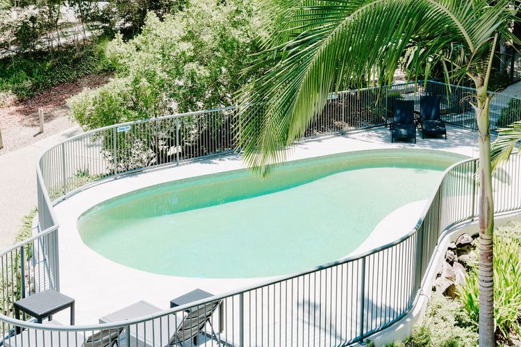 Mavis – Little Cove