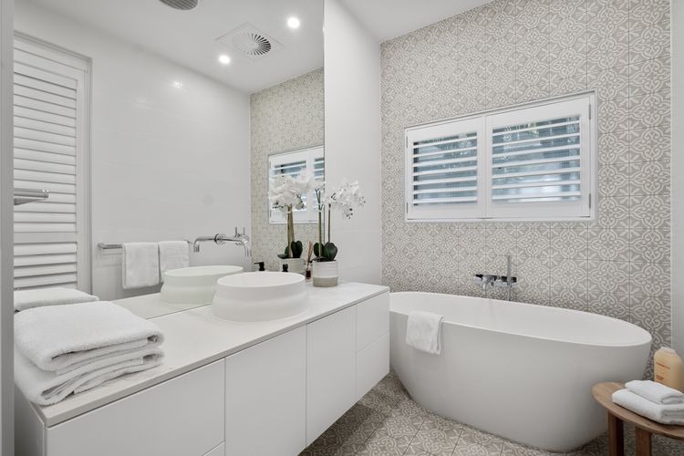 Audrey – Little Cove