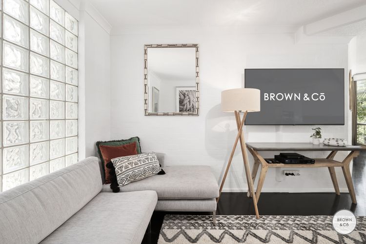 Peggy – Little Cove