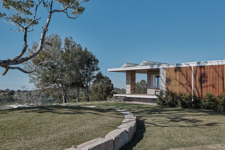 Betty – Black Mountain House