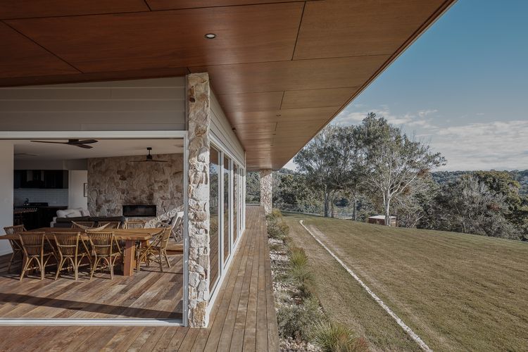 Betty – Black Mountain House