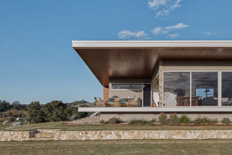 Betty – Black Mountain House