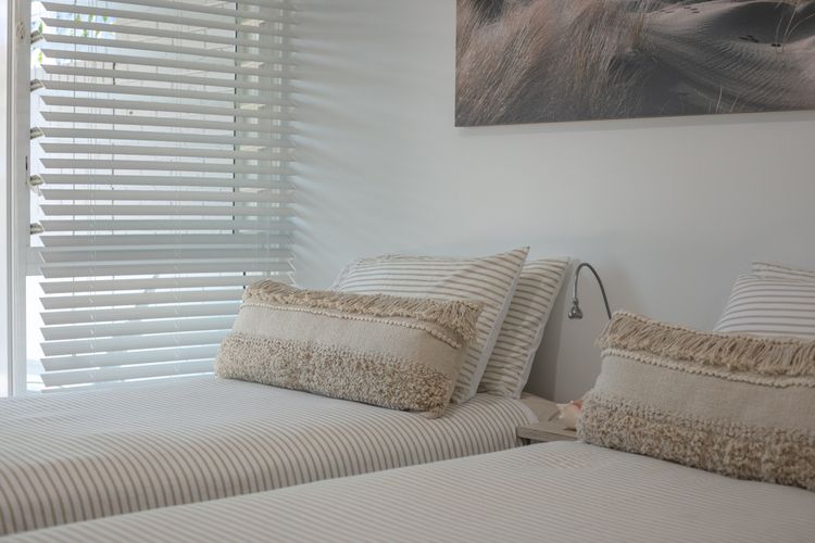 Second bedroom with 2 singles - linen included