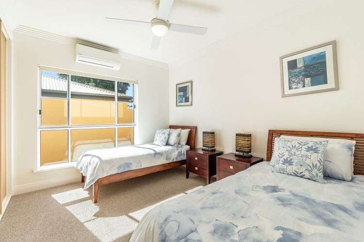 Riverview Apartment 1.1