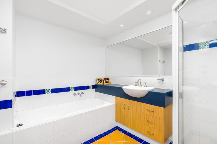 Riverview Apartment 2.2