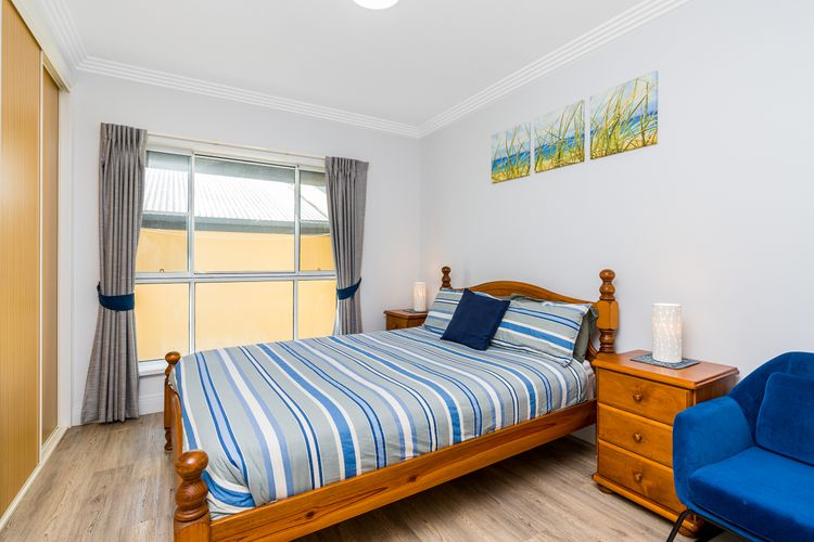 Riverview Apartment 2.2