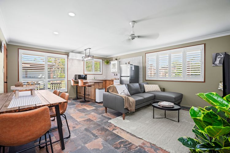 Akuli By The Sea – Unit 4