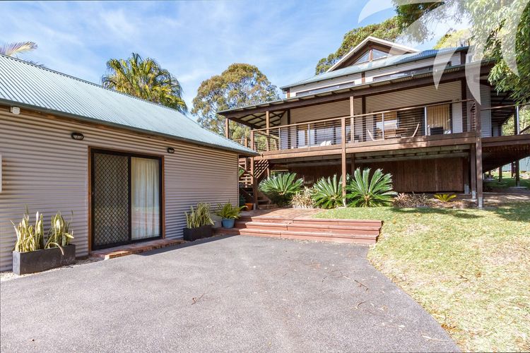 House Exterior and Driveway
