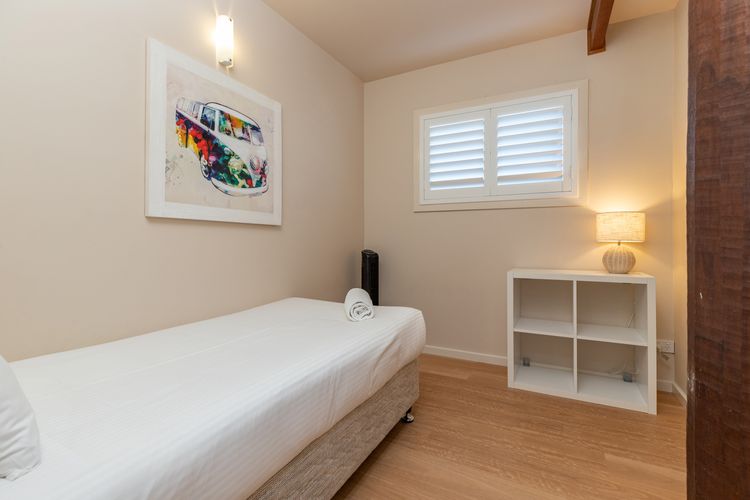Bed room - 3
