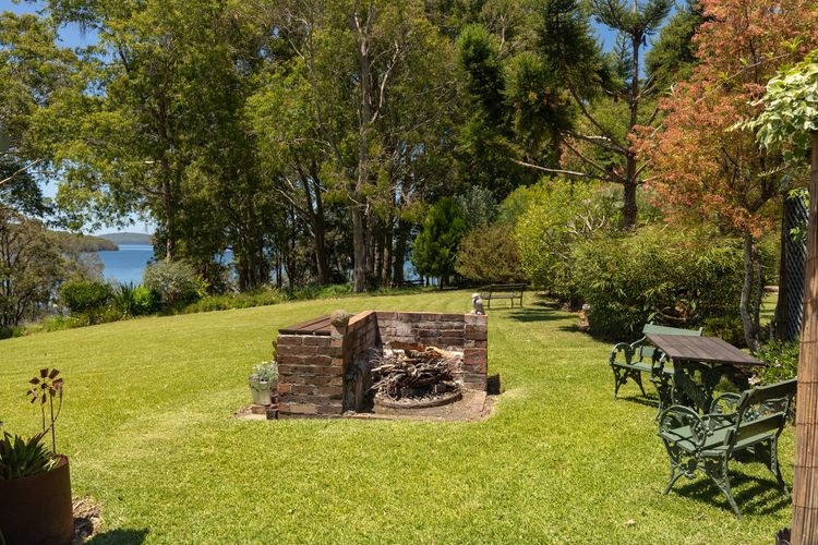 Firepit Area with Seating
