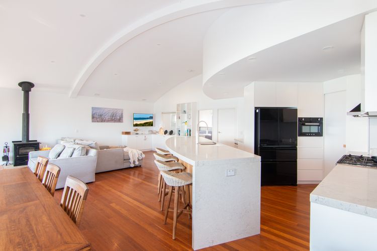 Open-Plan Kitchen/Dining