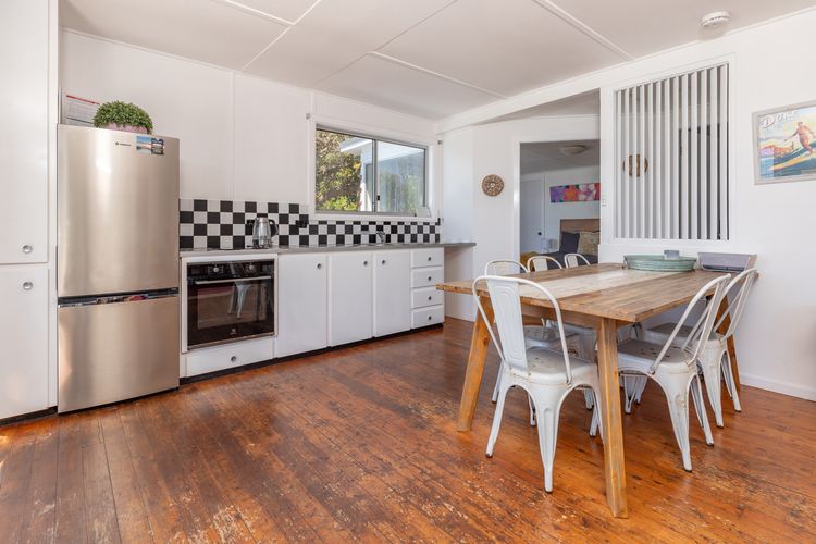 Surf Shack @ Seal Rocks