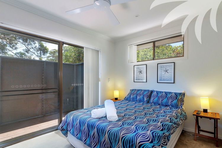 Bedroom 1 - Queen Bed