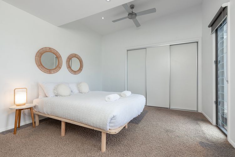 Bed room - 2