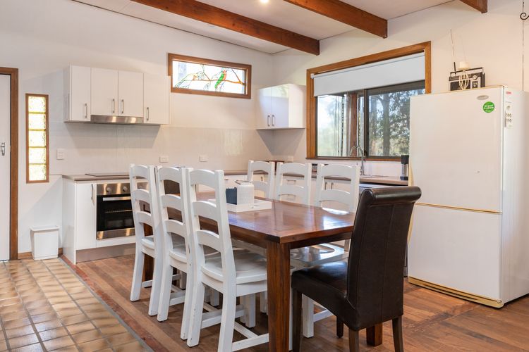 Dining & Kitchen