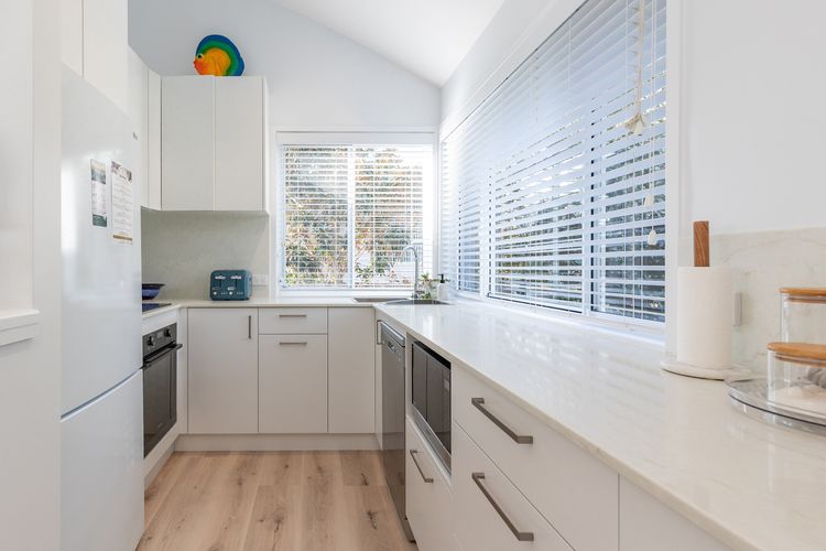 4 Harrow Drive