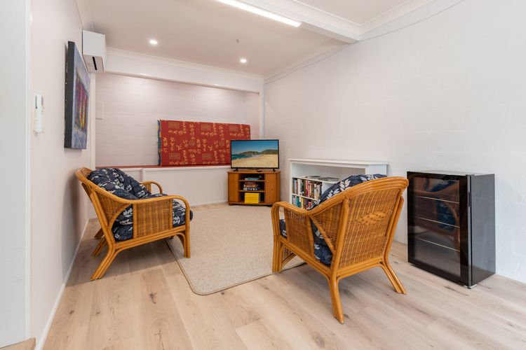 4 Harrow Drive