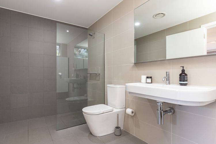 Bathroom 2