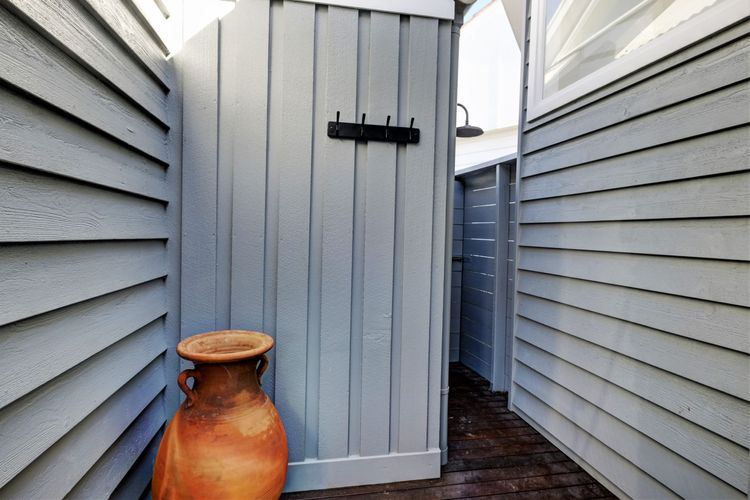 Outdoor Shower Corner