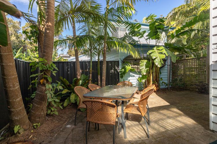 Garden Dining