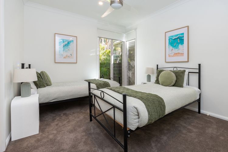 Downstairs bedroom 1 Twin king single