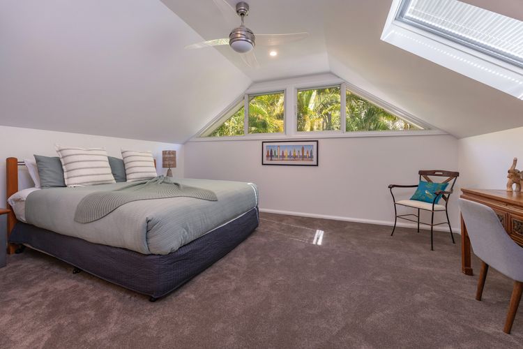 Upstairs bedroom 2 King