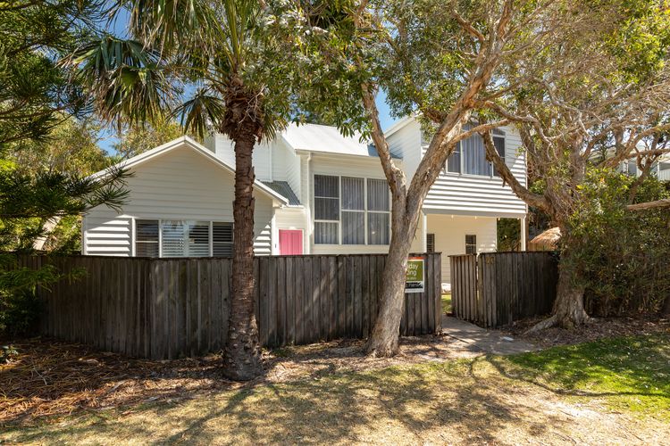 Coastal Cottage Exterior