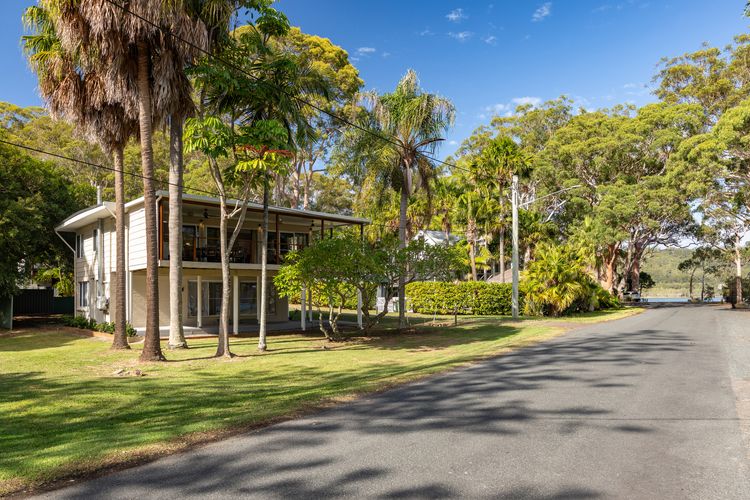 Amaroo Cottage Smiths Lake
