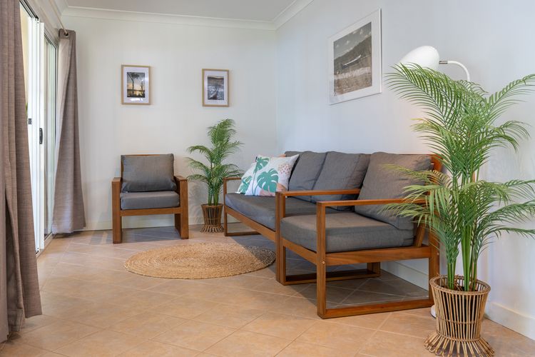 Amaroo Cottage Smiths Lake
