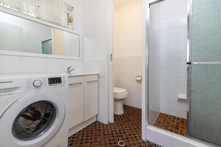 Blueys Beach Villa Manyana 14