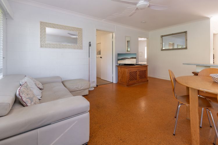 Blueys Beach Villa Manyana 26