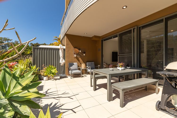 Alfresco Dining
