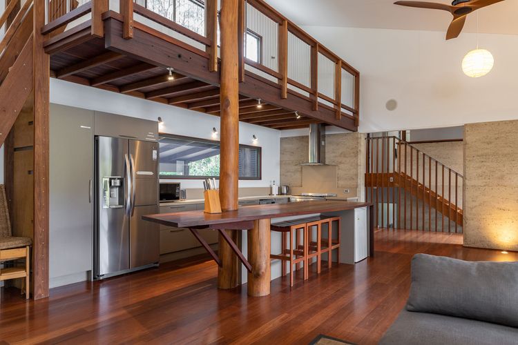 Kitchen Dining Area