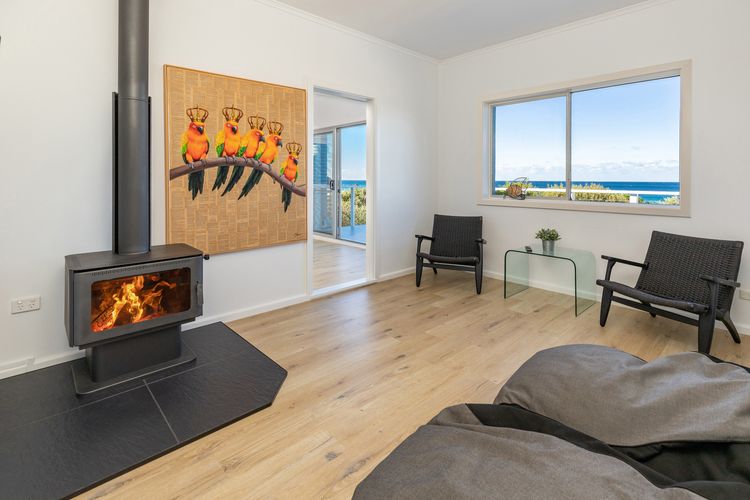 Fireplace Lounge