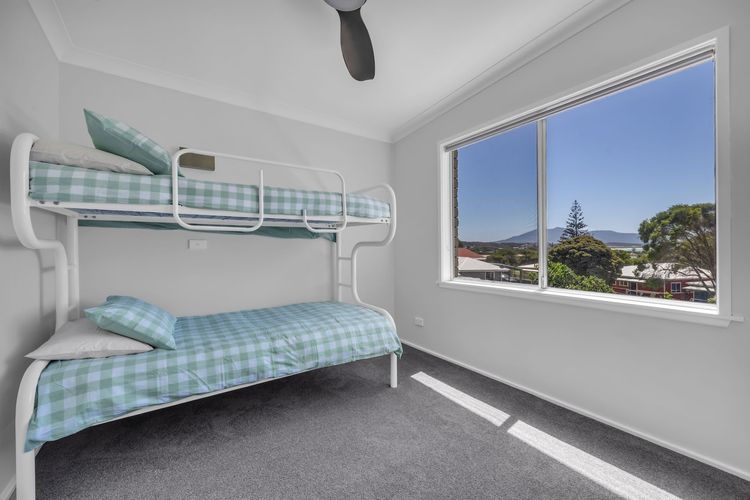 Marina Views: 51 Murrah Street