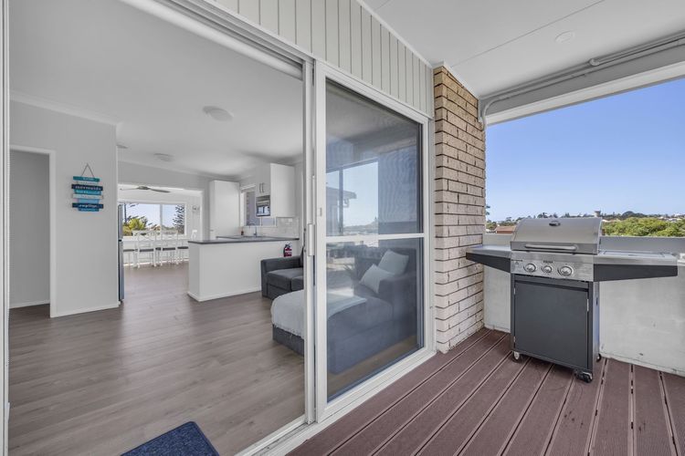 Marina Views: 51 Murrah Street