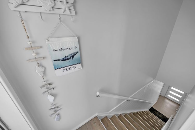 Marina Views: 51 Murrah Street