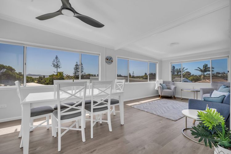 Marina Views: 51 Murrah Street