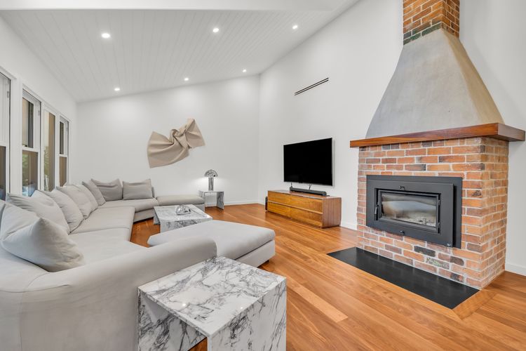 IVY HILL: 1795 Tathra Bermagui Road, Wapengo