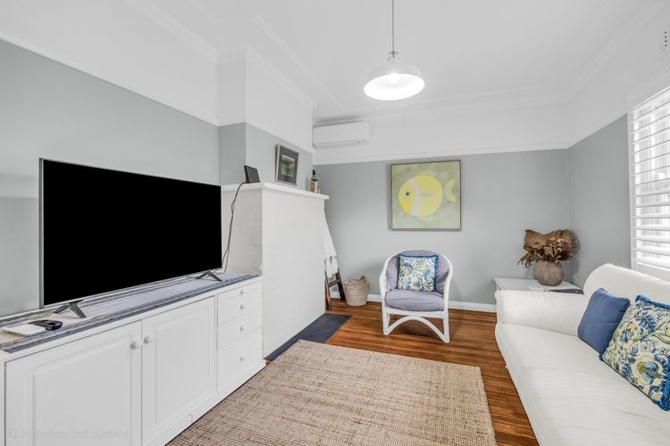 Clare Cottage – Murrah Street 40