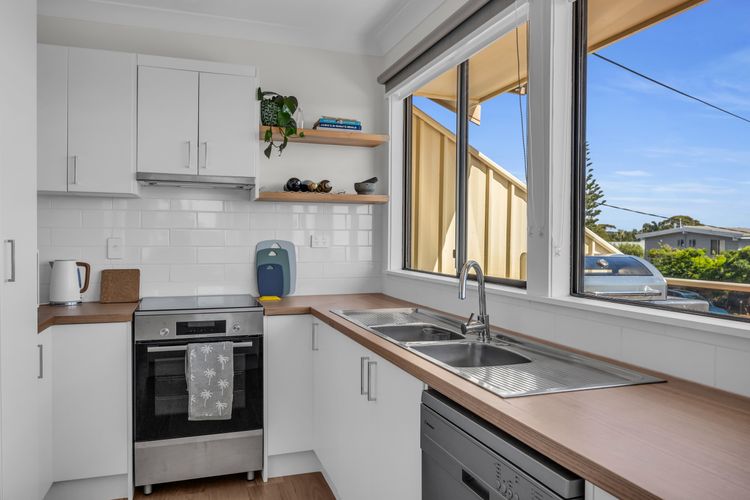 SEA GAZZA – Welsh Street, 12