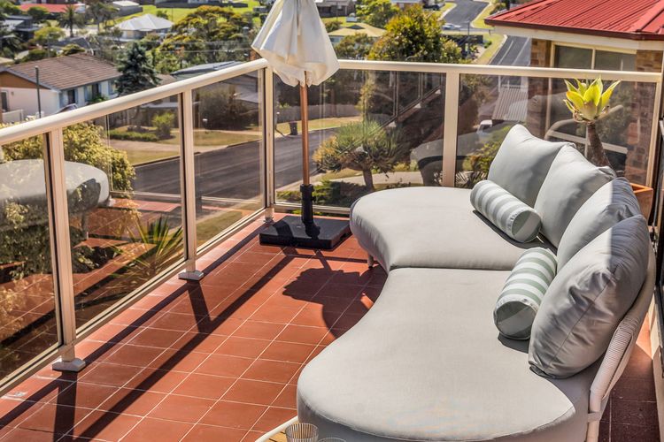 SEA GAZZA – Welsh Street, 12